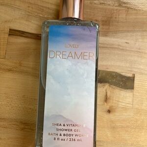 Bath & Body Works Lovely Dreamer Shower Gel 8 oz Shea & Vitamin E Discontinued